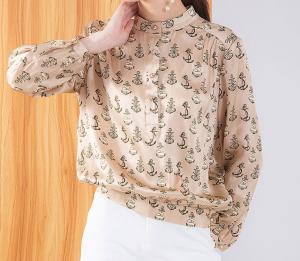 Легкая элегантная шелковая блуза от Gucci-238