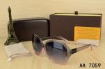 Louis Vuitton Женские солнцезащитные очки Louis Vuitton-68   в крупной оправе
