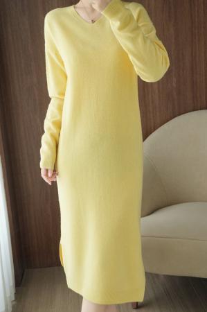Тепла м'яка кашемірова сукня MIU MIU-258 з V-подібним вирізом